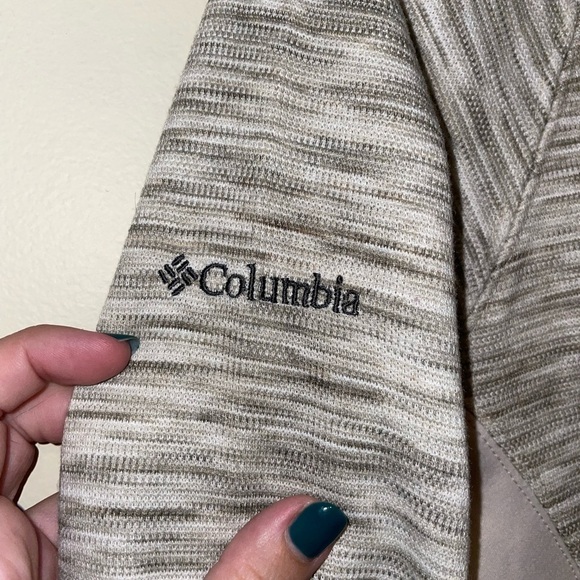 Columbia Tan and Cream Quarter Zip Sweater Pullover Size Small - Picture 7 of 8